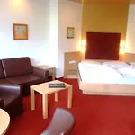 Anatol Hotel 4*