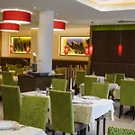 Anatol Hotel 4*