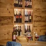 Anatol Hotel 4*