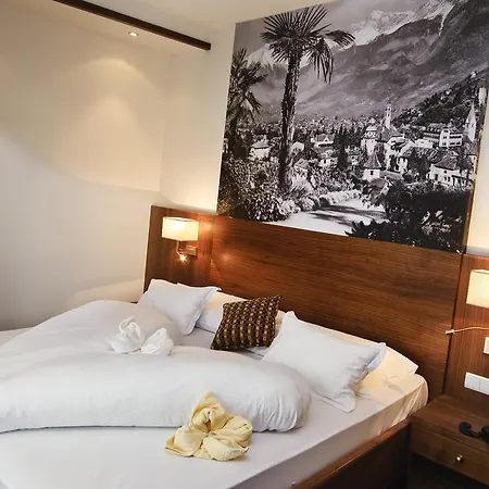 Anatol Hotel