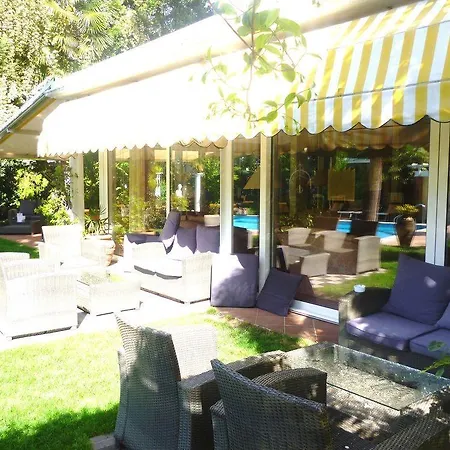 Anatol 4* Мерано
